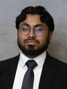 Headshot of Humzah Hashmi